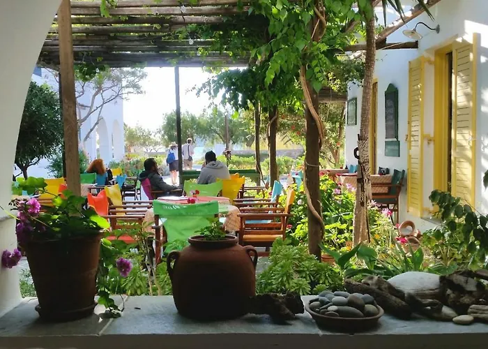 Отель Boulis 2*