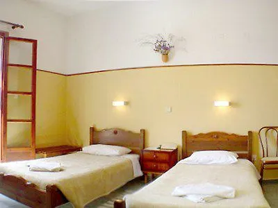 Boulis Камараи